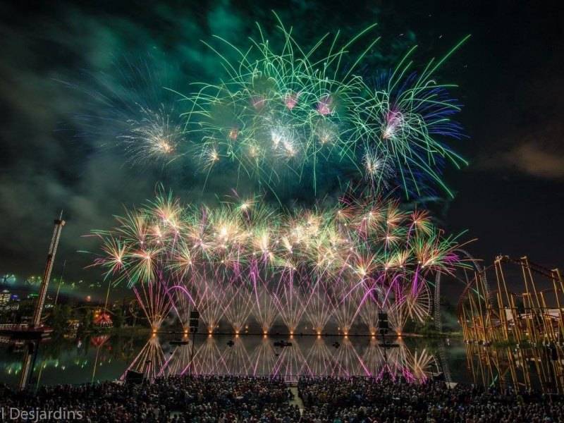 Montreal - L'International Des Feux Loto-Quebec